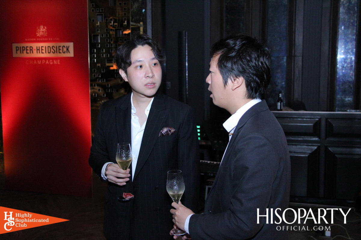 Sophisticated Social @ ABar