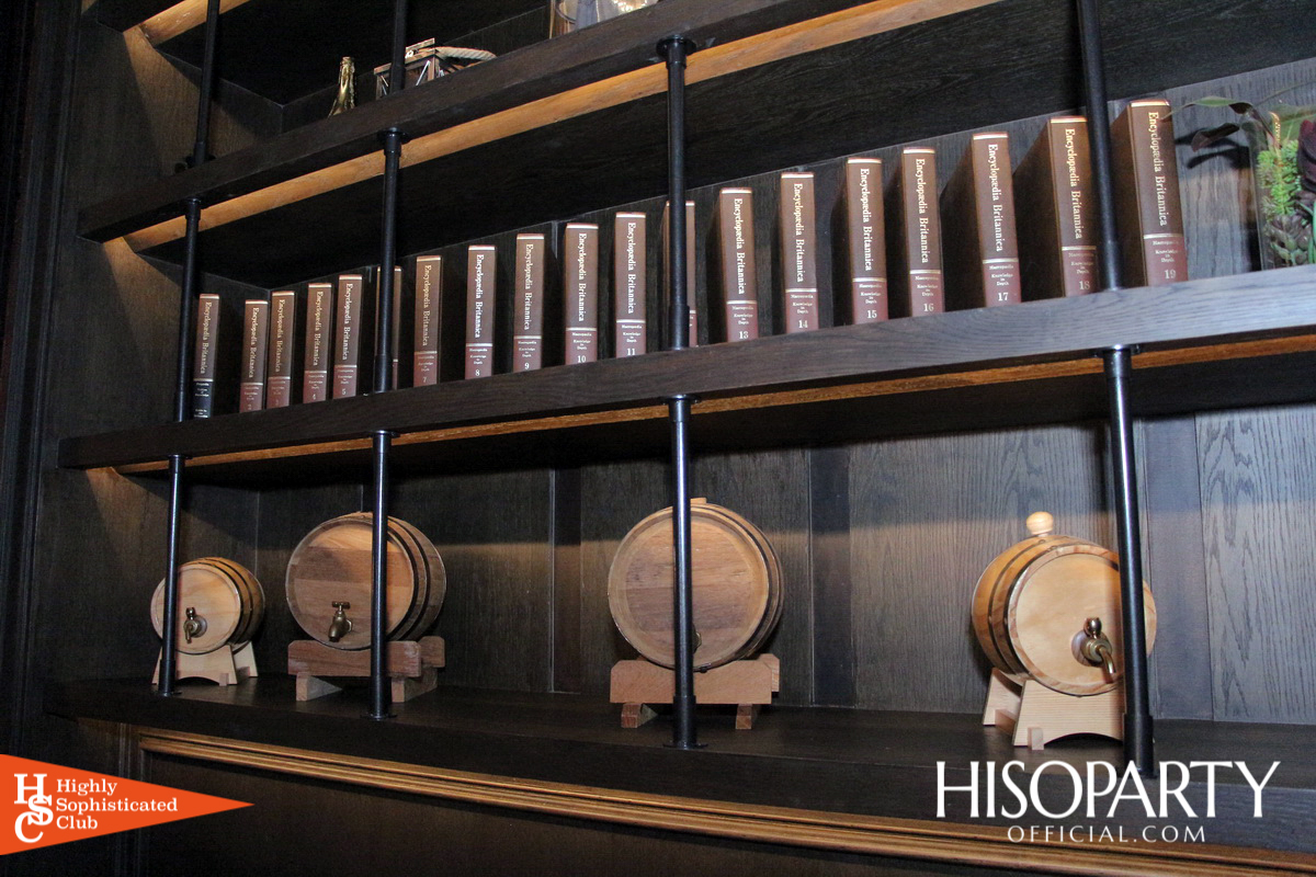 Sophisticated Social @ ABar