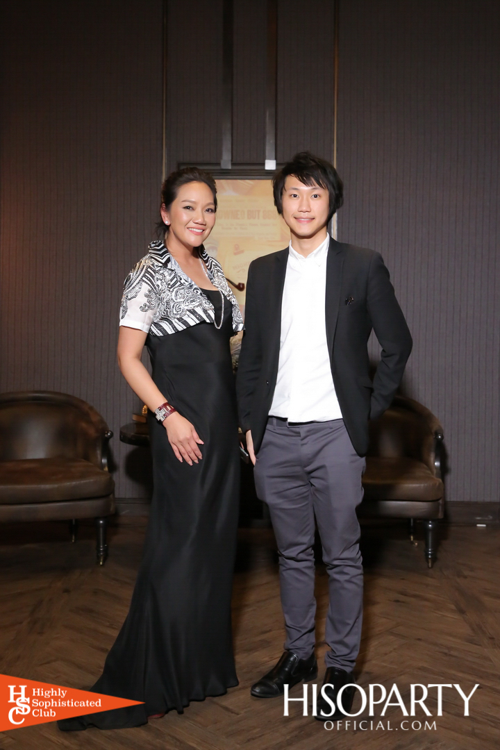 Sophisticated Social @ ABar