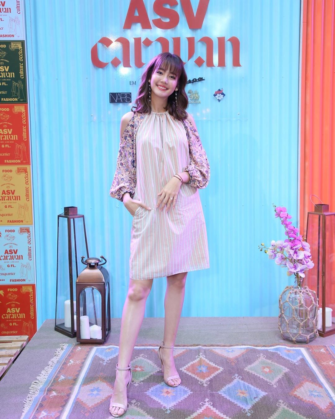 ‘Asv Caravan’ ไลฟ์สไตล์มาร์เก็ตสุดเก๋ ที่จะทำให้คุณสัมผัสมนต์เสน่ห์ความเป็นอินเดียแสนสดใสในแบบสาวเอเอสวี