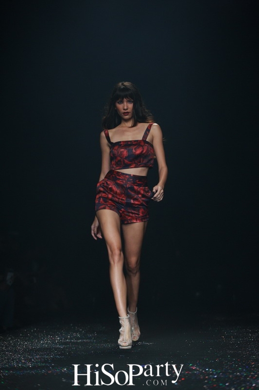 Siam Paragon Bangkok International Fashion Week 2015 – Vatanika presented by Citi