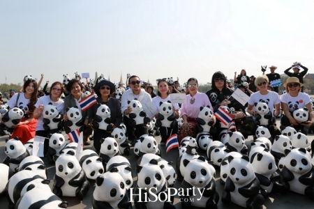 เปิดกิจกรรมแฟลชม็อบ 1600 Pandas+ World Tour in Thailand