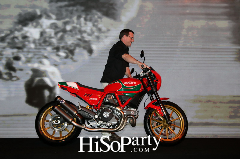 เปิดตัวรถดูคาติในงาน Motor Show 2016