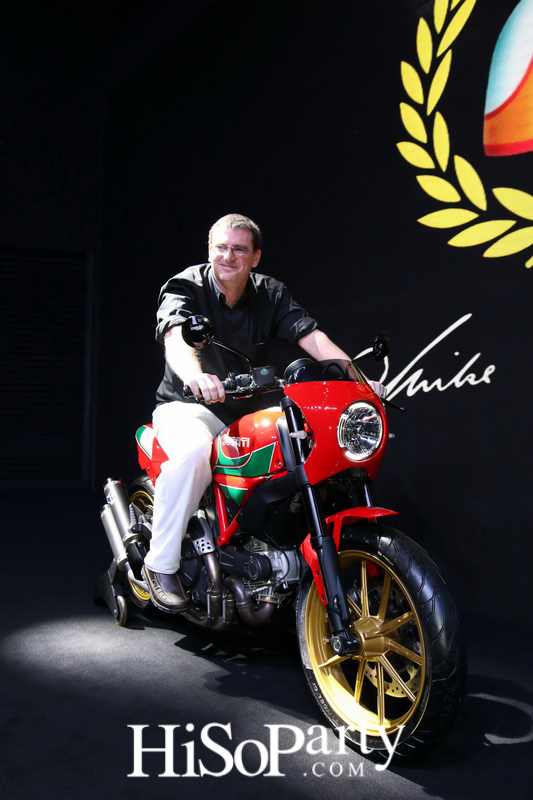 เปิดตัวรถดูคาติในงาน Motor Show 2016