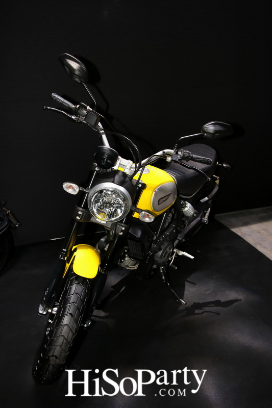 เปิดตัวรถดูคาติในงาน Motor Show 2016