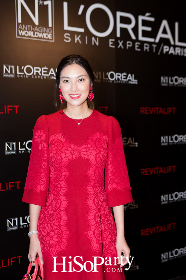 Beat The Line And Go Beyond with L’Oreal Paris Revitalift