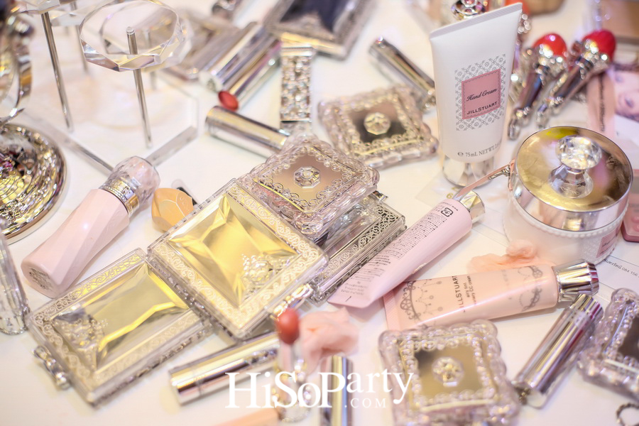 เปิดตัวเคาน์เตอร์ JILL STUART สาขาแรกในเมืองไทย