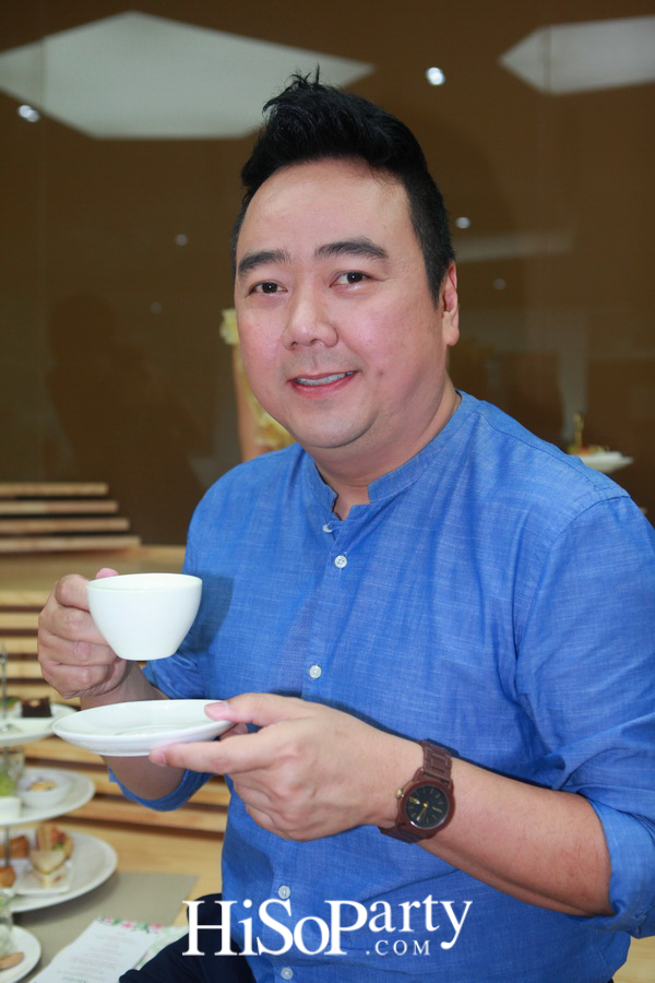 เพราะภาพลักษณ์ดีแบบมืออาชีพสร้างได้ กับ “MIRROR MERIT The Image Consultants” Preferred Partner The English Manner