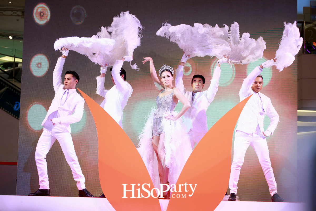 ฉลองครบรอบ 6 ปี เวอรีน่า