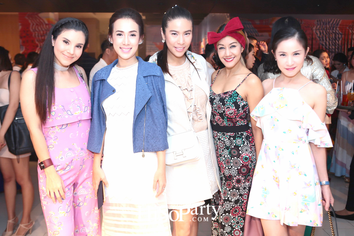 Lyn Around Winter 2016 Collection: The Enchanting Utopia