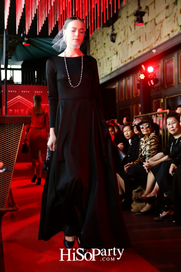 พญา (PHYA) แบรนด์กระเป๋าหนังสุดหรู จัดแฟชั่นโชว์ Debut Collection