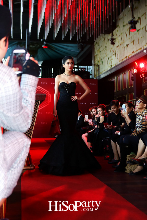 พญา (PHYA) แบรนด์กระเป๋าหนังสุดหรู จัดแฟชั่นโชว์ Debut Collection
