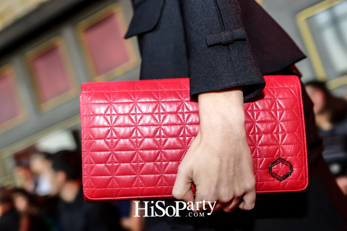 พญา (PHYA) แบรนด์กระเป๋าหนังสุดหรู จัดแฟชั่นโชว์ Debut Collection