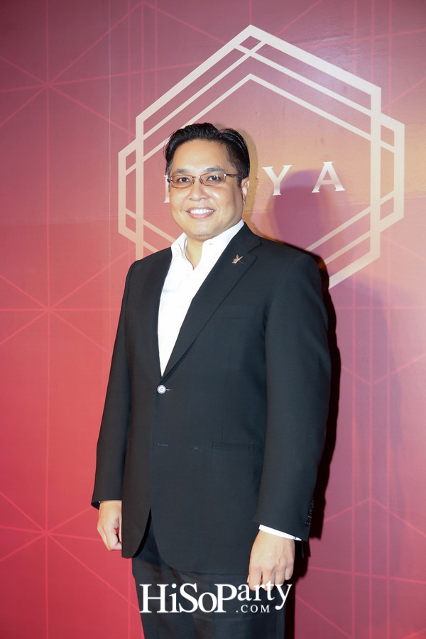 พญา (PHYA) แบรนด์กระเป๋าหนังสุดหรู จัดแฟชั่นโชว์ Debut Collection