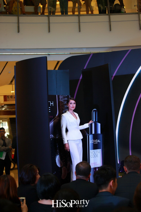 L'Oreal Youth Code, Switch On Your Skin