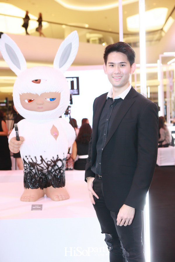 Central The 1 Credit Card Featuring Alex Face