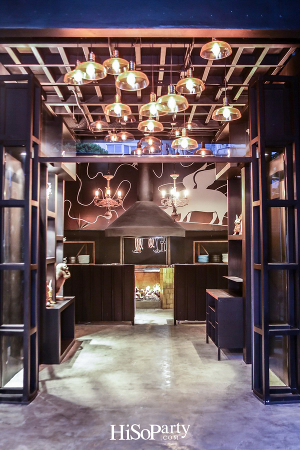 ‘Le Cochon Blanc’ Grand Opening Party