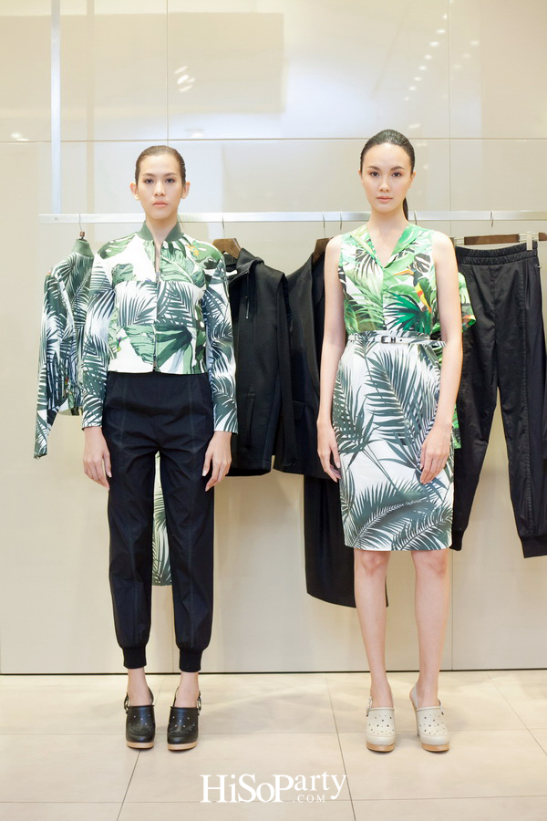 Tropical Modern: Maxmara Spring/Summer 2017