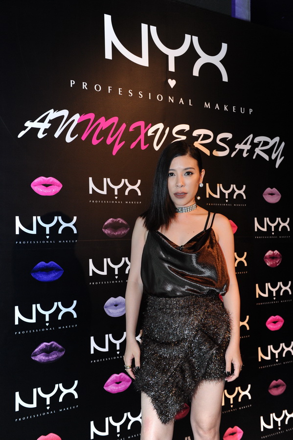 ANNYXVERSARY