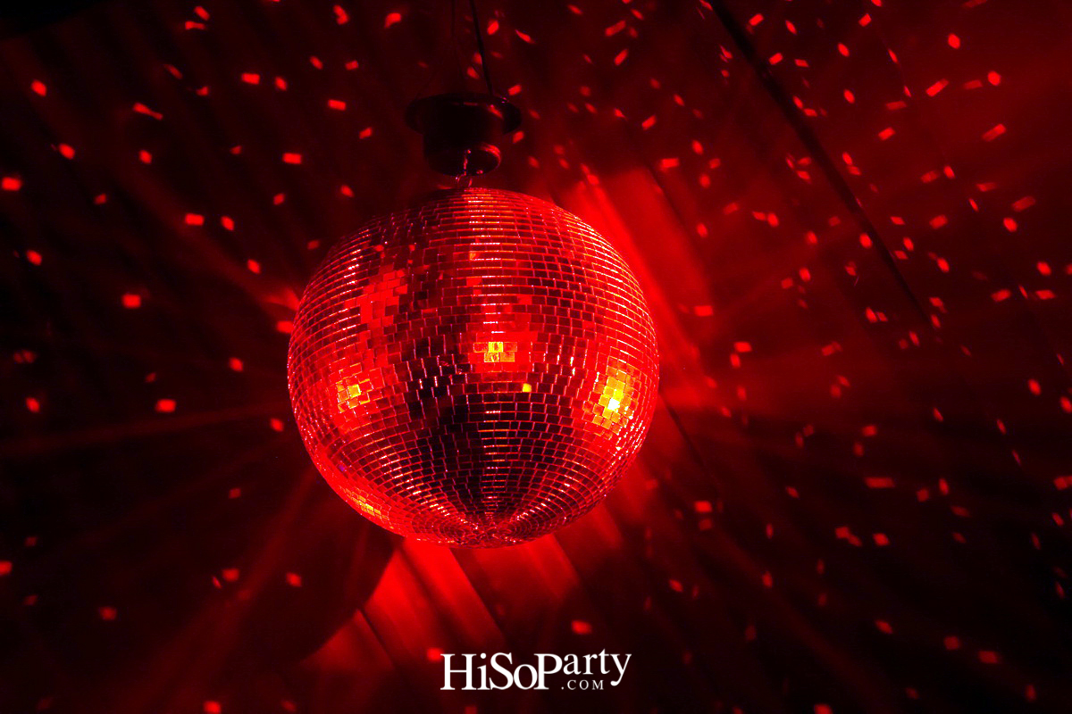 A Glamour Magical Gala Night: The Black Diamond