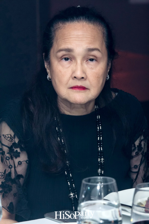 A Glamour Magical Gala Night: The Black Diamond