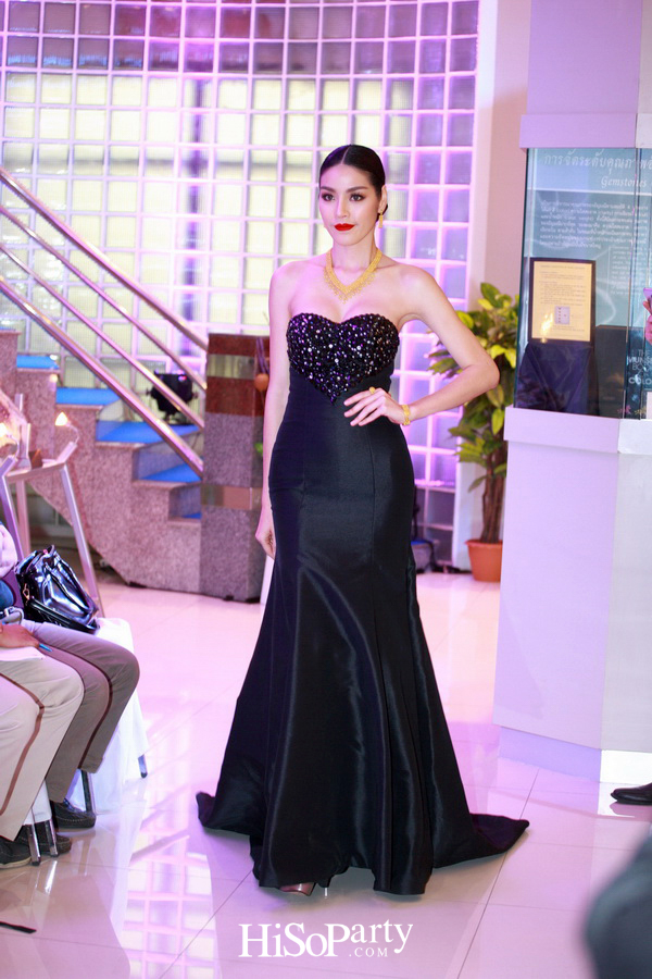 นิทรรศการ ‘เครื่องทองสุโขทัย – ทองเพชรบุรี: หัตถศิลป์ภูมิปัญญาช่างทองไทย เทิดไท้พระบารมี’