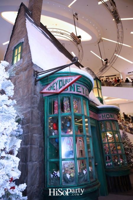 Harry Potter Christmas in The Wizarding World