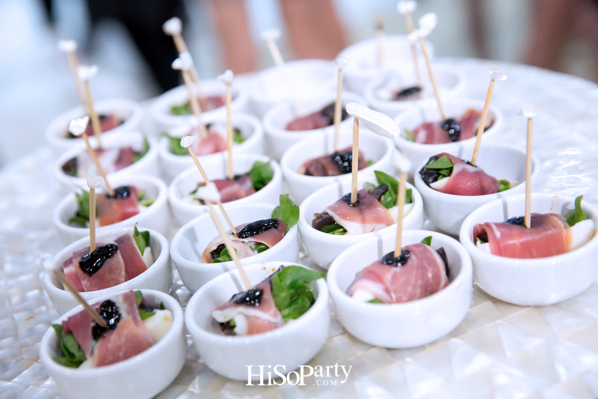 MIRROR MIRROR BANGKOK