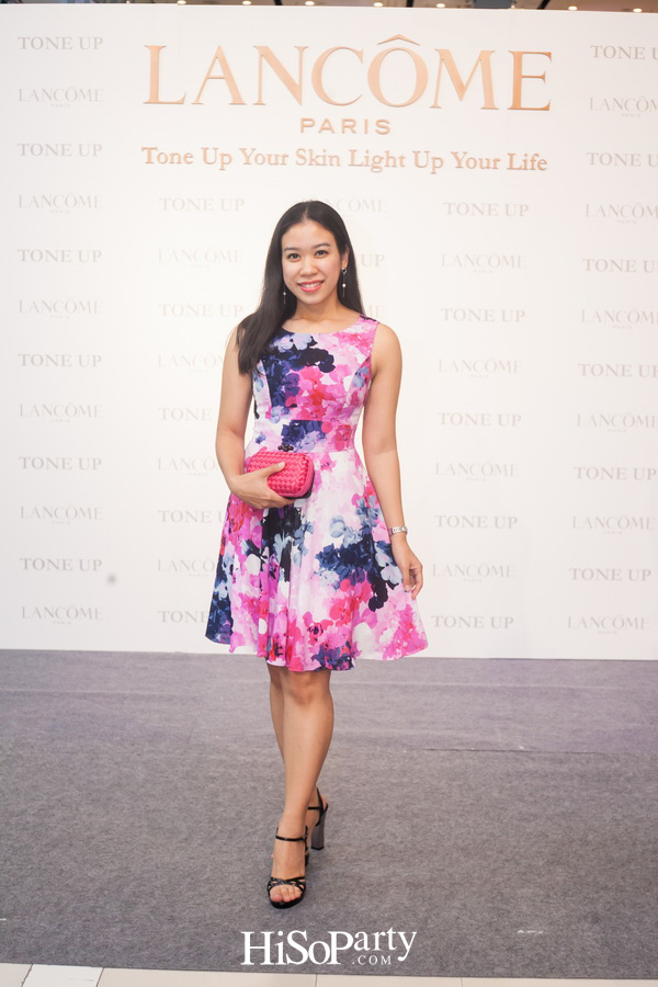 Lancôme Tone up Your Skin, Light up Your Life