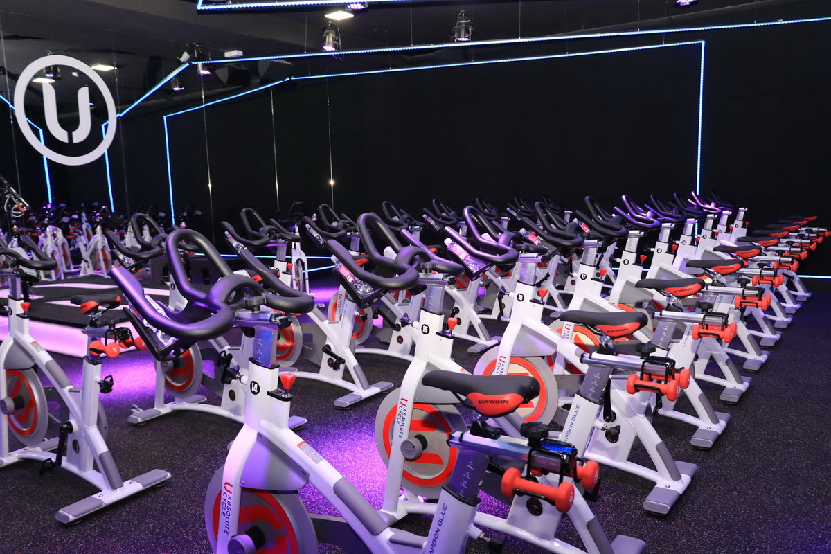 ABSOLUTE YOU: Rhythm Cycling คลาสปั่นจักรยานสุดมันที่จะทำให้คุณเผาผลาญไขมันได้มากกว่า 500 แคลอรี!