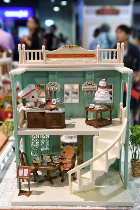 Sylvanian Families: Grand Opening Sylvanian Town 2018