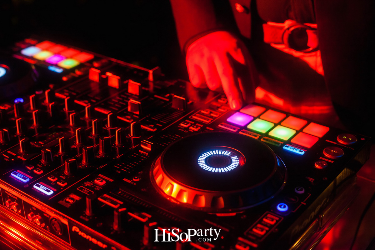 Jim Thompson The Fall/Winter 2018 Fashion Show