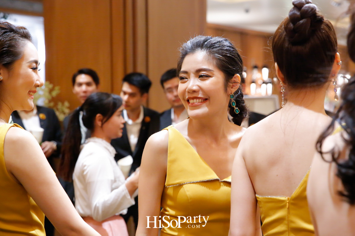 งานฉลองมงคลสมรสระหว่าง ชมพูนุท โรจน์ศิริรัตน์ และ สรวิศ บุญนิมิต