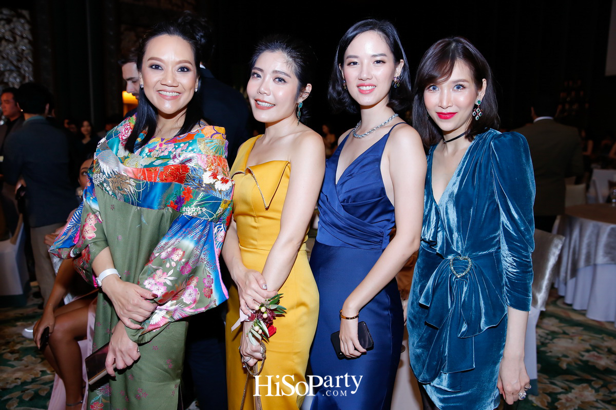 งานฉลองมงคลสมรสระหว่าง ชมพูนุท โรจน์ศิริรัตน์ และ สรวิศ บุญนิมิต