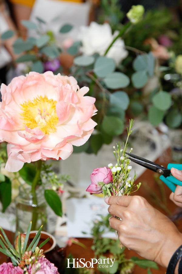 Vickteerut Pre-Fall 2018 Flower Arrangement  Presented by BMW Thailand