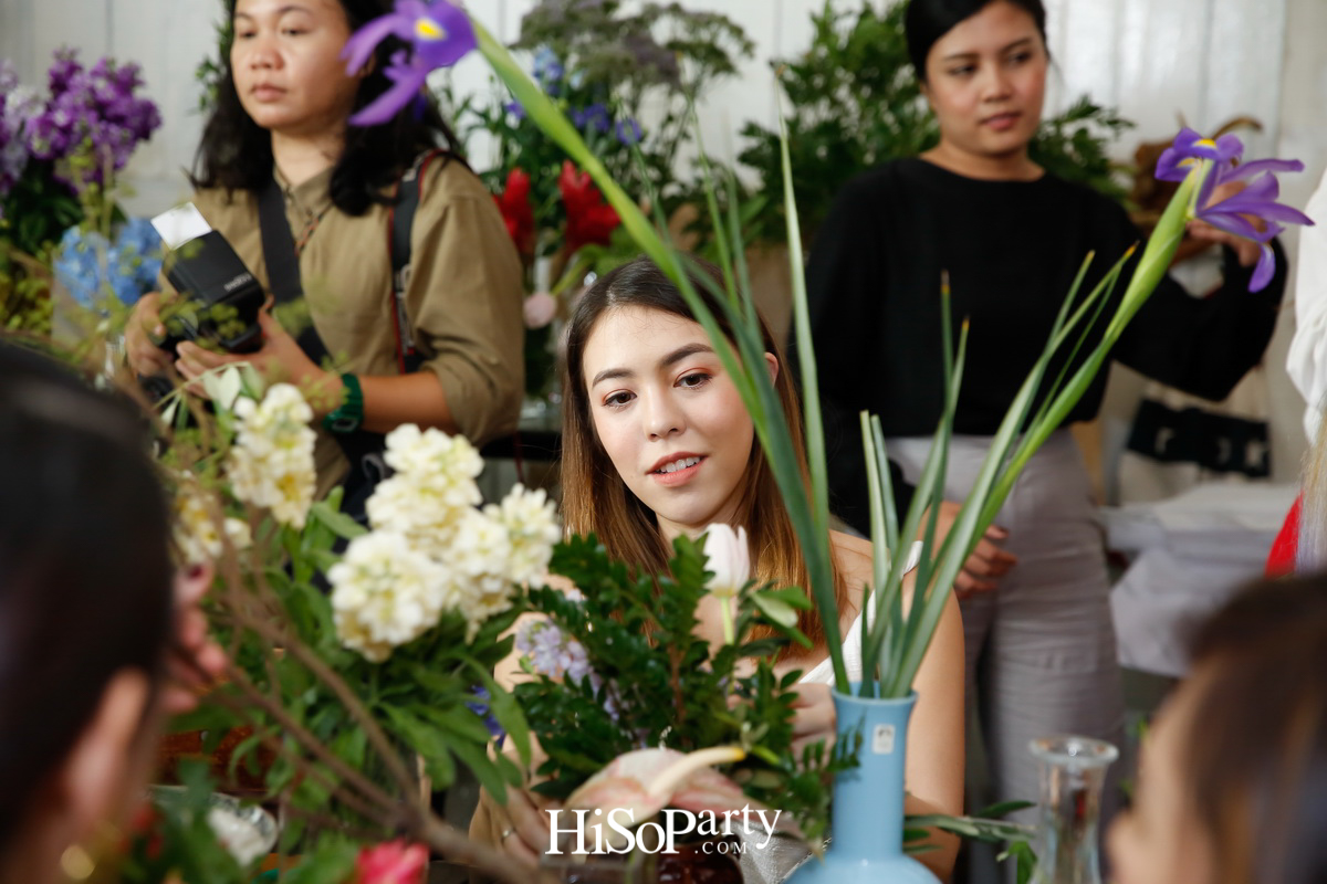 Vickteerut Pre-Fall 2018 Flower Arrangement  Presented by BMW Thailand