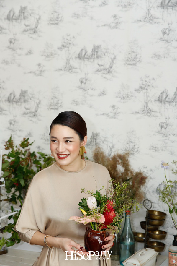 Vickteerut Pre-Fall 2018 Flower Arrangement  Presented by BMW Thailand
