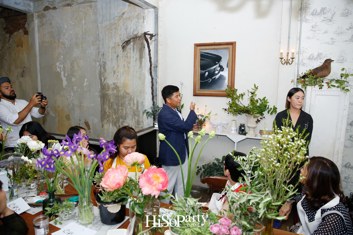 Vickteerut Pre-Fall 2018 Flower Arrangement  Presented by BMW Thailand