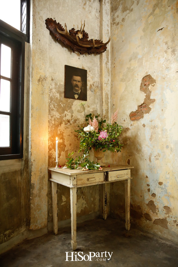 Vickteerut Pre-Fall 2018 Flower Arrangement  Presented by BMW Thailand