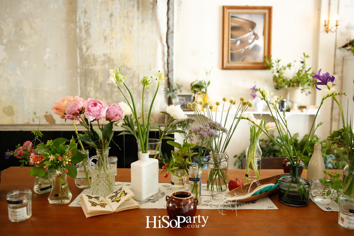 Vickteerut Pre-Fall 2018 Flower Arrangement  Presented by BMW Thailand