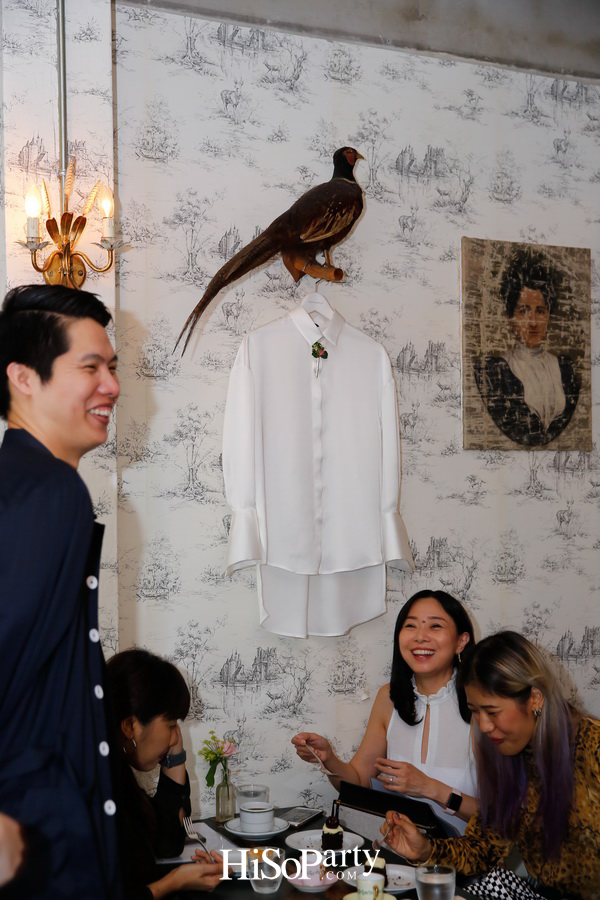 Vickteerut Pre-Fall 2018 Flower Arrangement  Presented by BMW Thailand