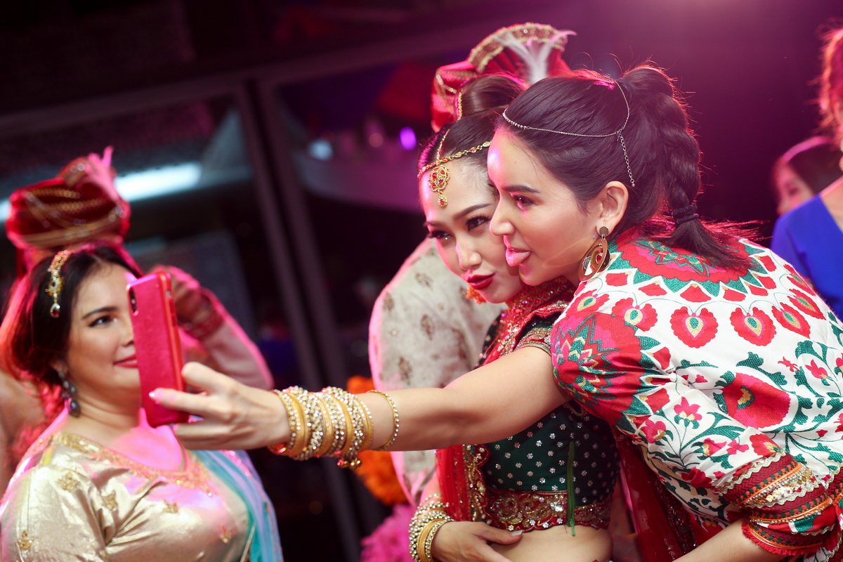 งานปาร์ตี้ฉลองวันคล้ายวันเกิดของ น้ำหวาน – พัสวี พยัคฆบุตร