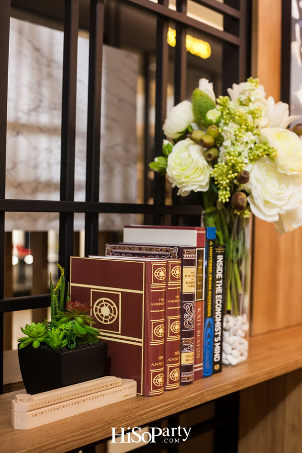 The L Galleria by Lexus