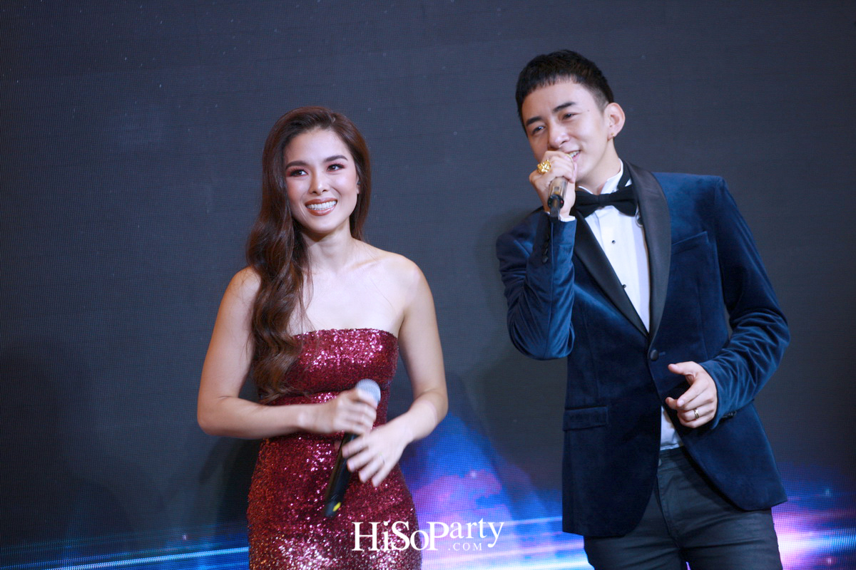 ‘LEXUS ES’ Executive Sedan