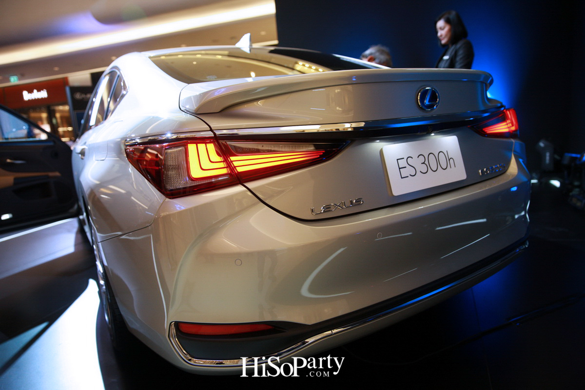 ‘LEXUS ES’ Executive Sedan