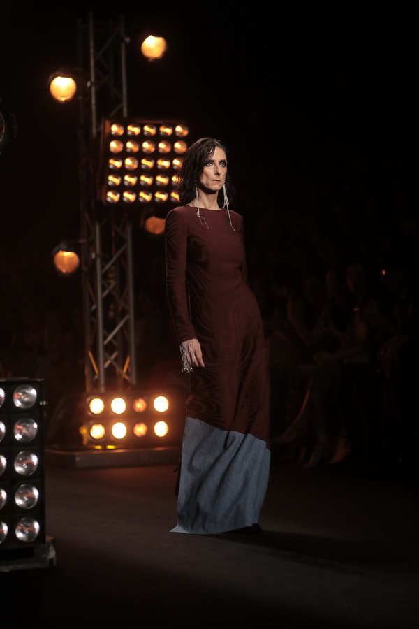 สวยสะกดทุกสายตากับแฟชั่นโชว์แบรนด์ ‘NICHA’ (ณิชชา) ในงาน ELLE FASHION WEEK 2018