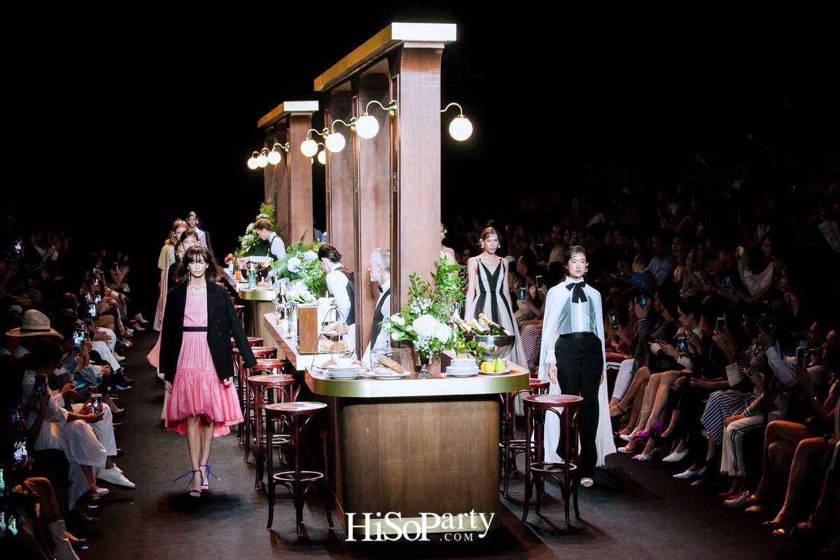 ELLE Fashion Week Fall/Winter 2018 ASV ‘2 Little Words 1 Big Concept’