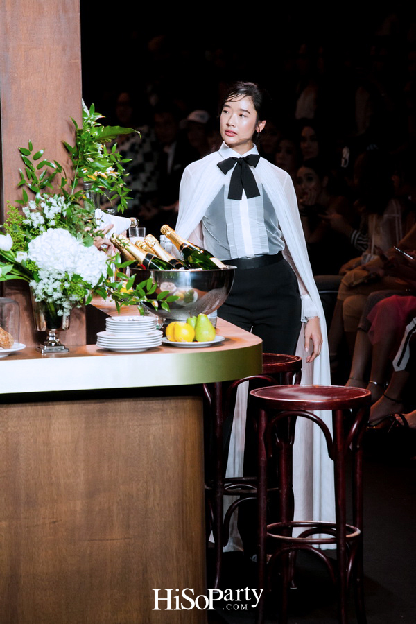 ELLE Fashion Week Fall/Winter 2018 ASV ‘2 Little Words 1 Big Concept’