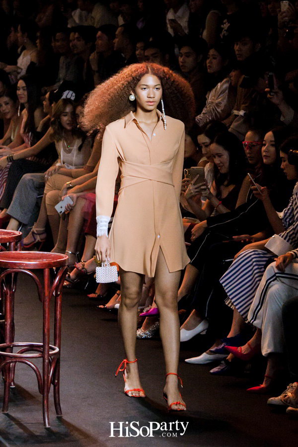 ELLE Fashion Week Fall/Winter 2018 ASV ‘2 Little Words 1 Big Concept’