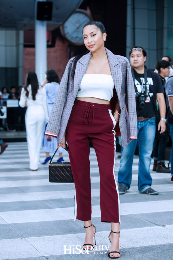 ELLE Fashion Week Fall/Winter 2018 ASV ‘2 Little Words 1 Big Concept’